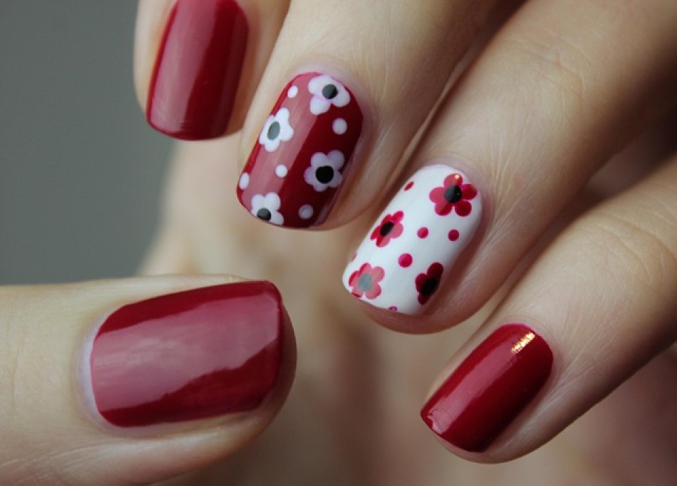 NAILS ART