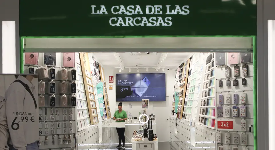 LA CASA DE LAS CARCASAS