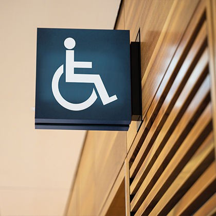 Servicio Aseos para personas con discapacidad